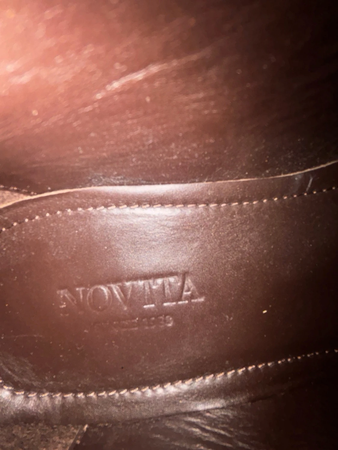 Bruna skinnloafers från Novita - 3