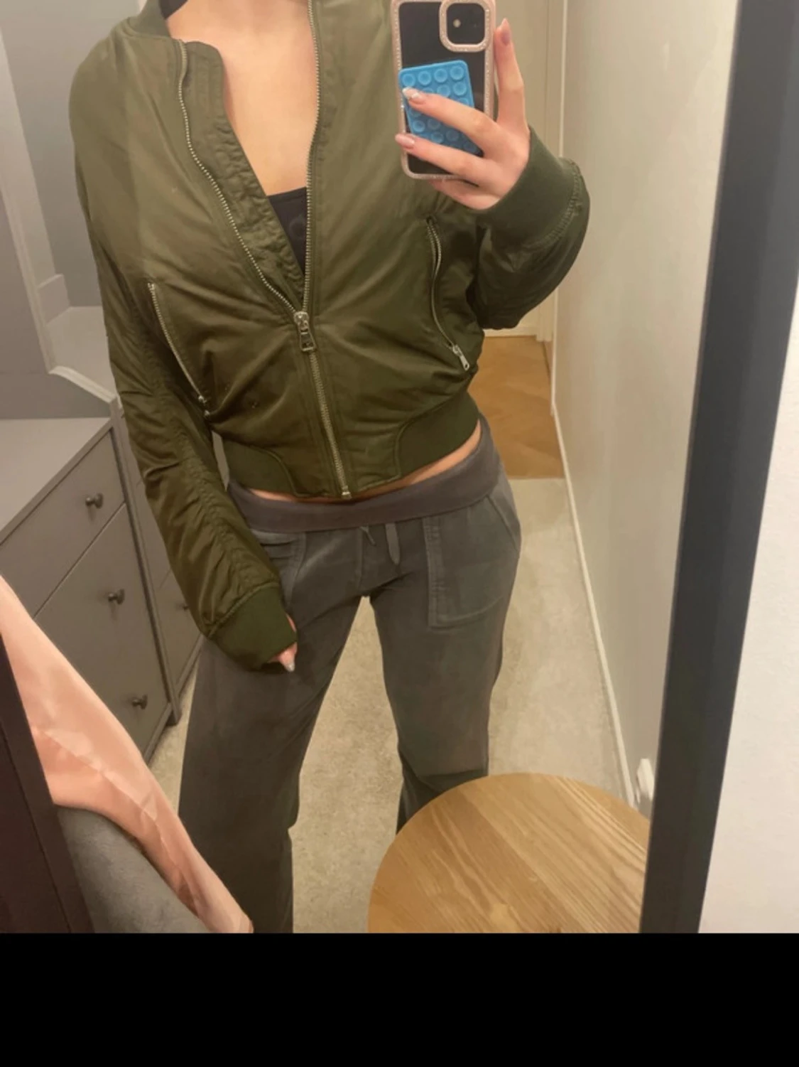 Olivgrön bomberjacka från Topshop - 2