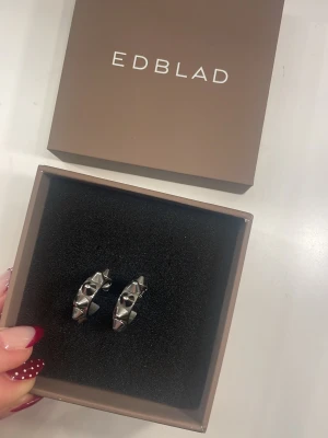 Edblad örhängen  - Super fint skick 