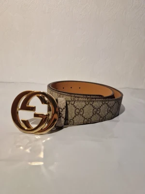 GG Bälte 110 cm Guld spänne - Nyskick snyggt GG Bälte 110 cm