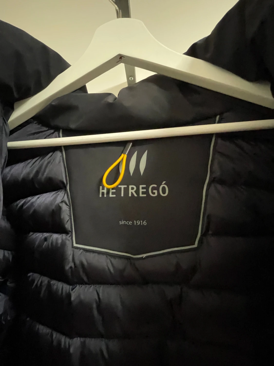 Mörkblå dunjacka med huva från Hetregó - 3