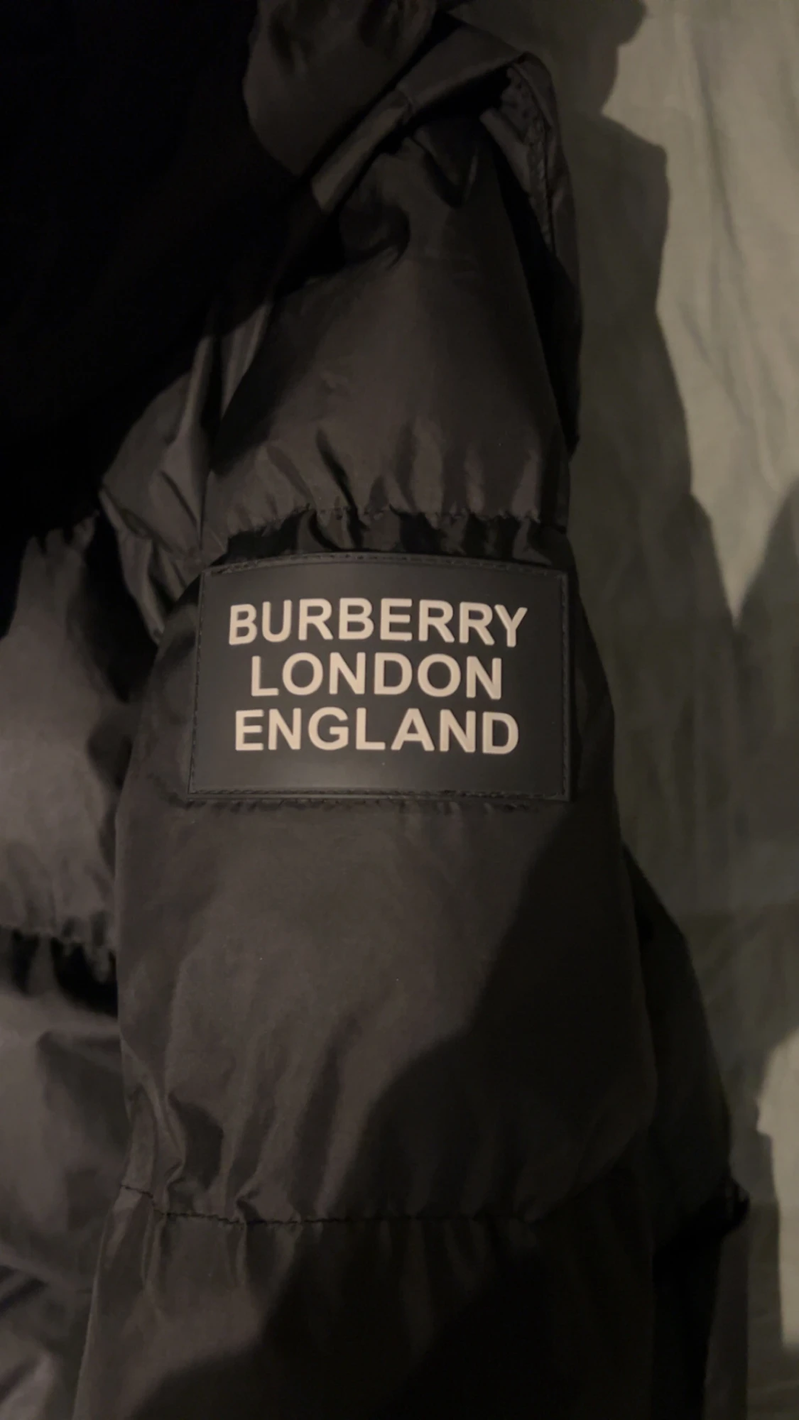 Svart pufferjacka från Burberry M - 2