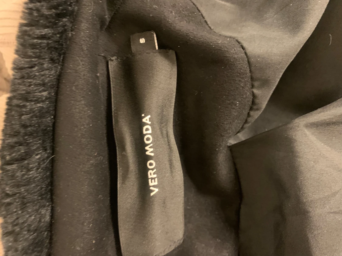 Vero Moda pälsjacka S - 3