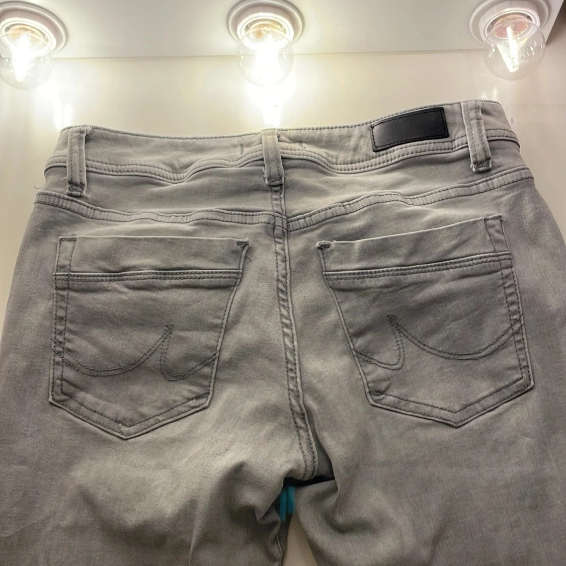 Grå bootcut jeans från LTB - 1