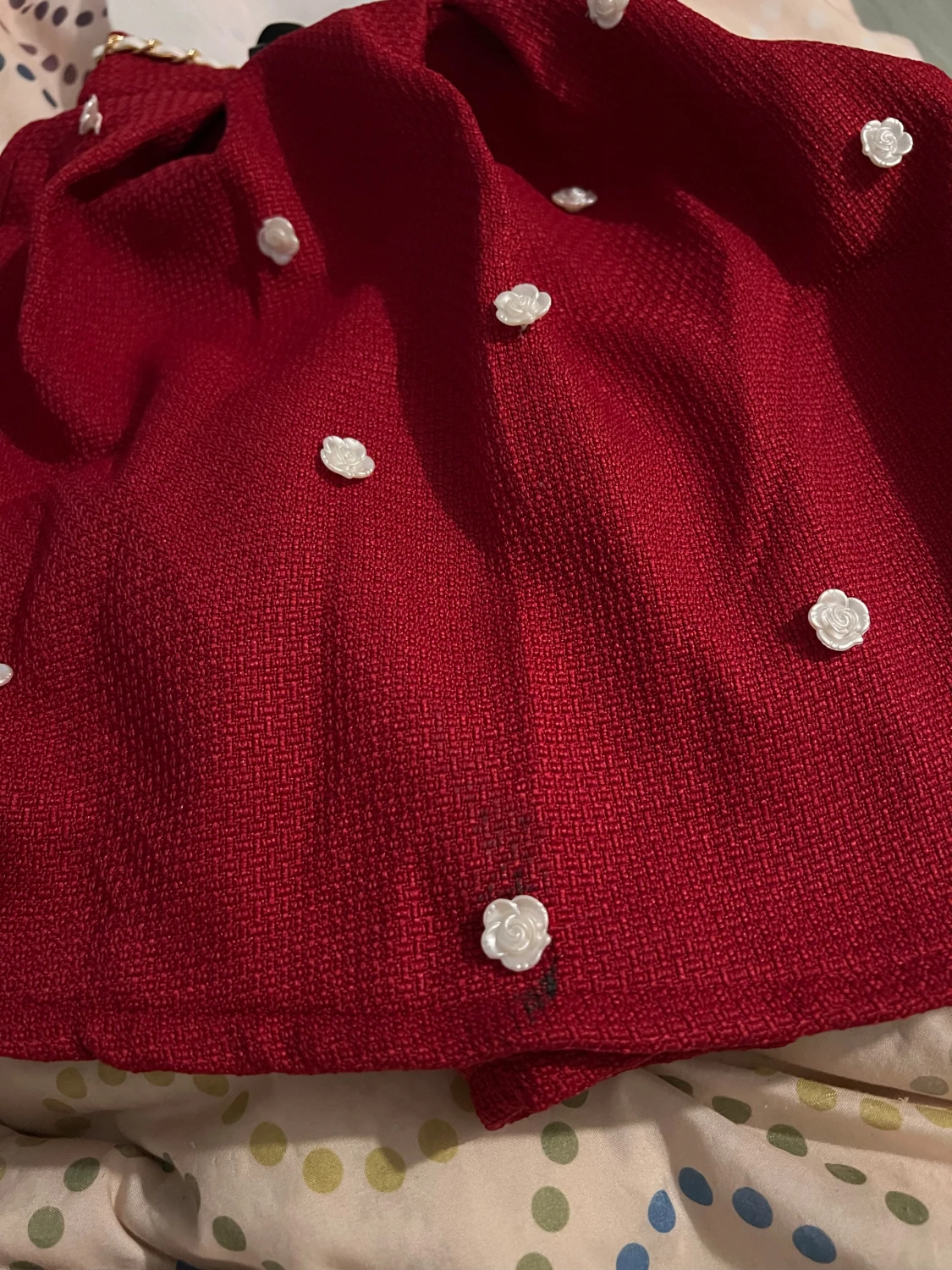 Röd kjol med vita blommor och bälte midja kedja  - 3