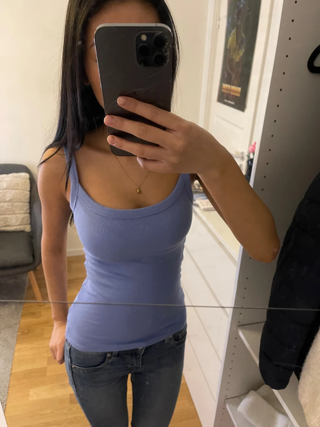 Ljusblå ribbad linnetopp