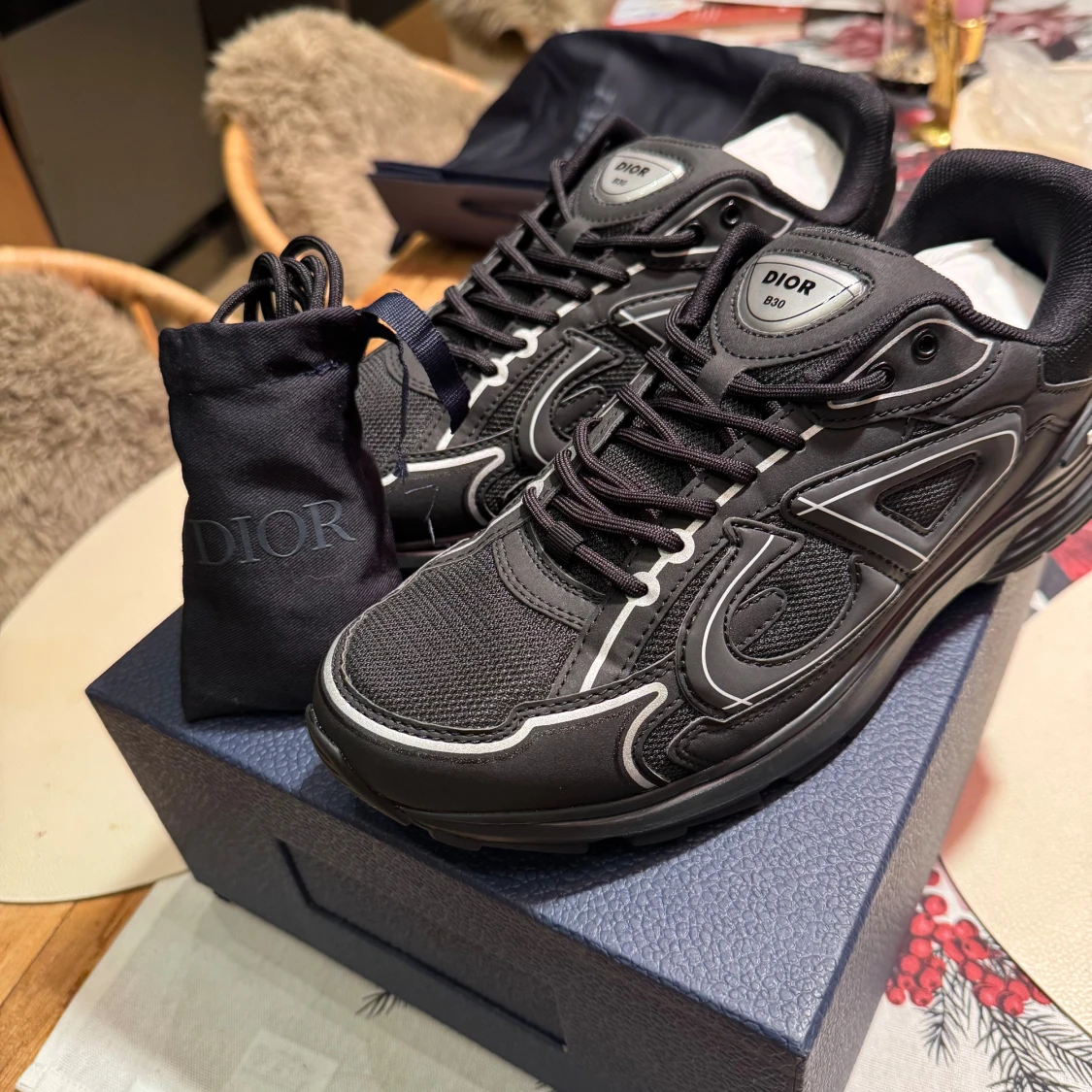 Svarta Dior B30 sneakers - 1