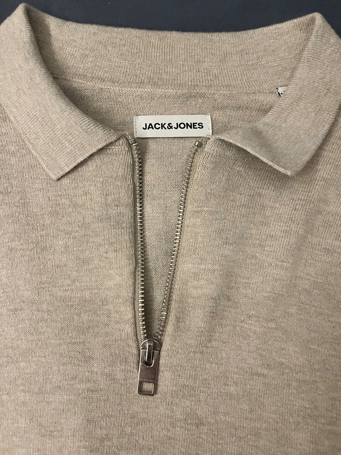 Beige stickad half zip tröja från Jack & Jones - 1