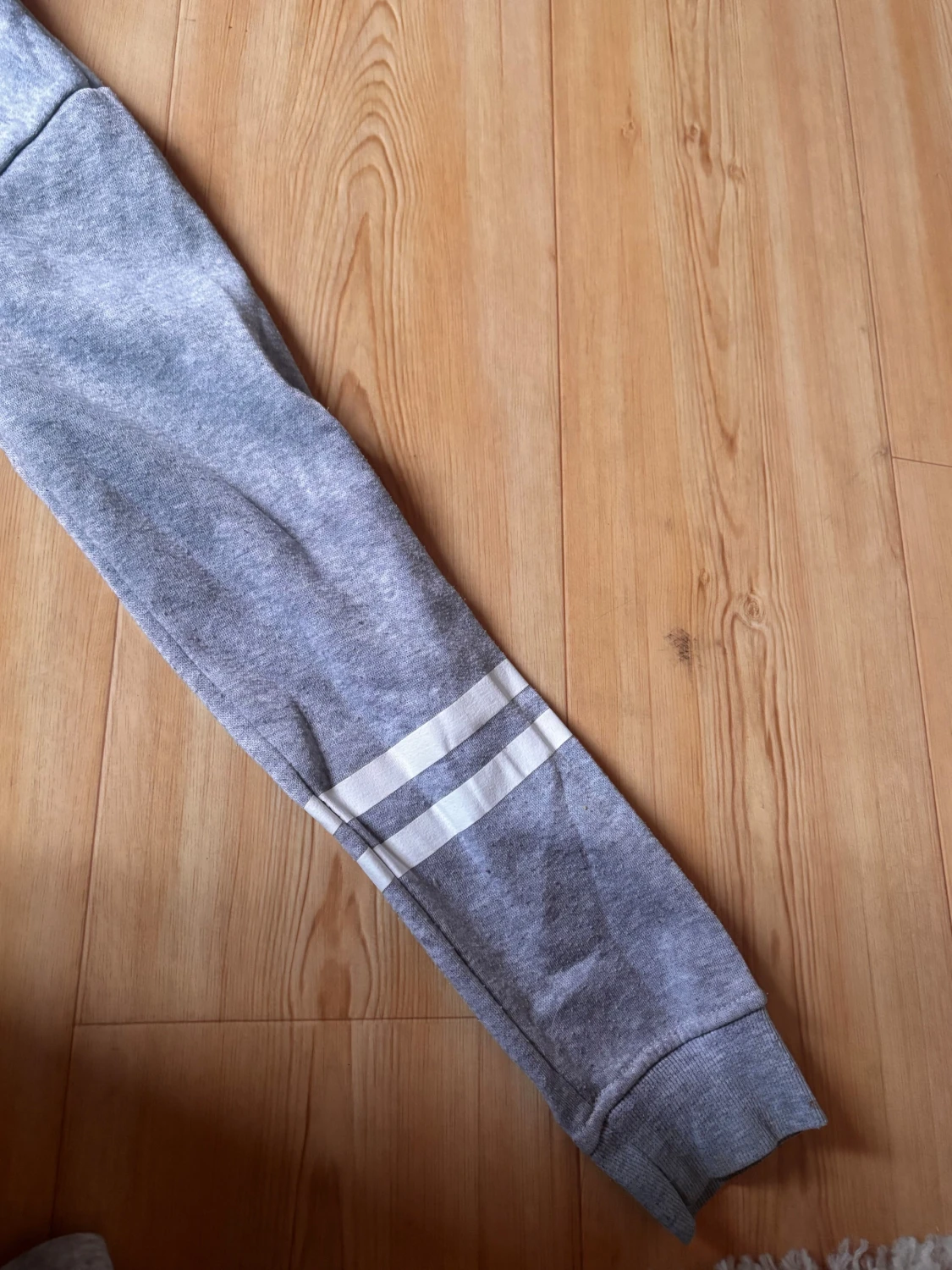 Grå Vampire Diaries hoodie XS - 1