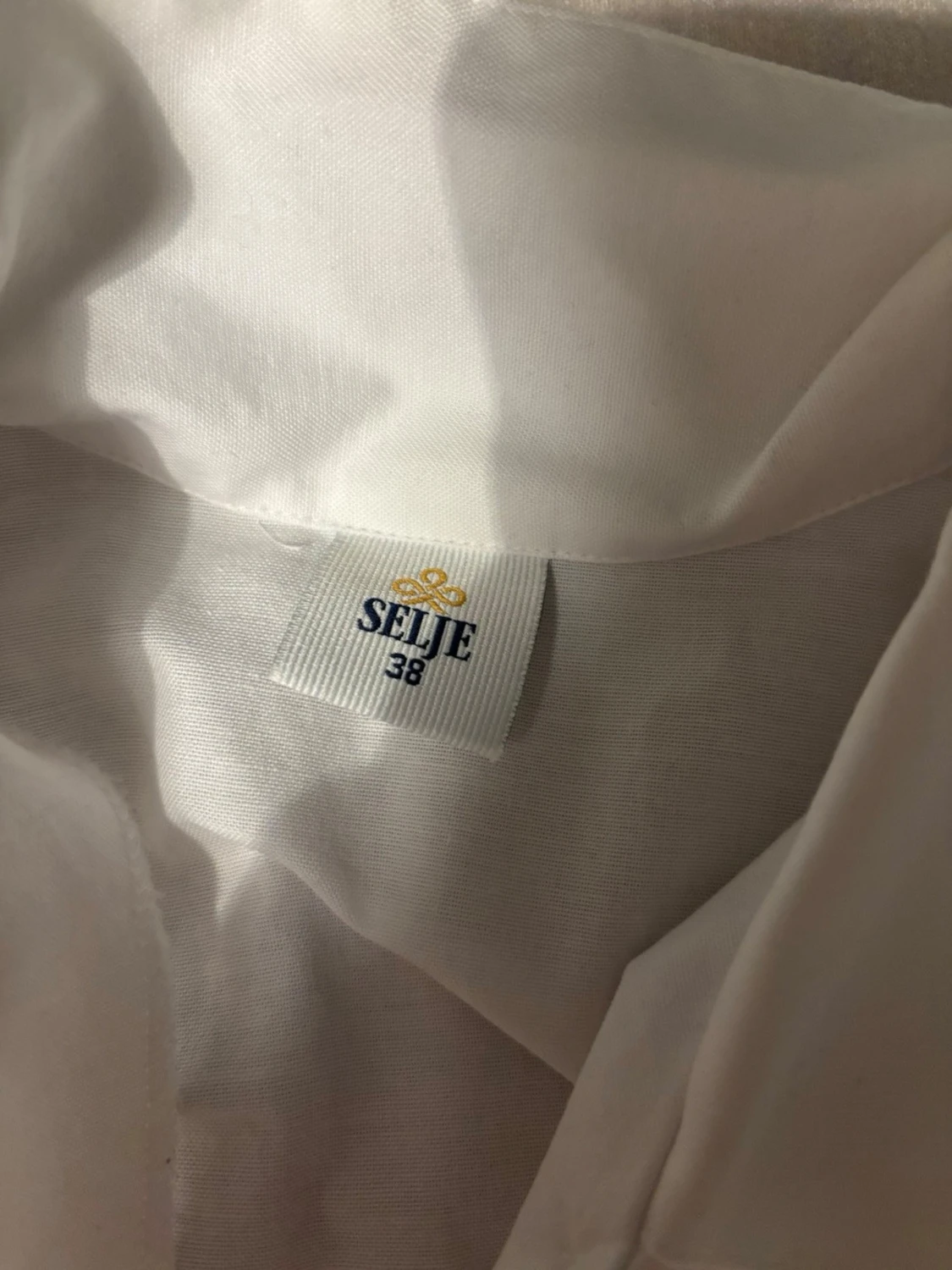 Vit skjorta från Selje, storlek 38 - 1