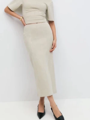 Kjol och top set - Kjolen är i storlek xs och toppen s, använd en gång och köpt från ginatricot. 