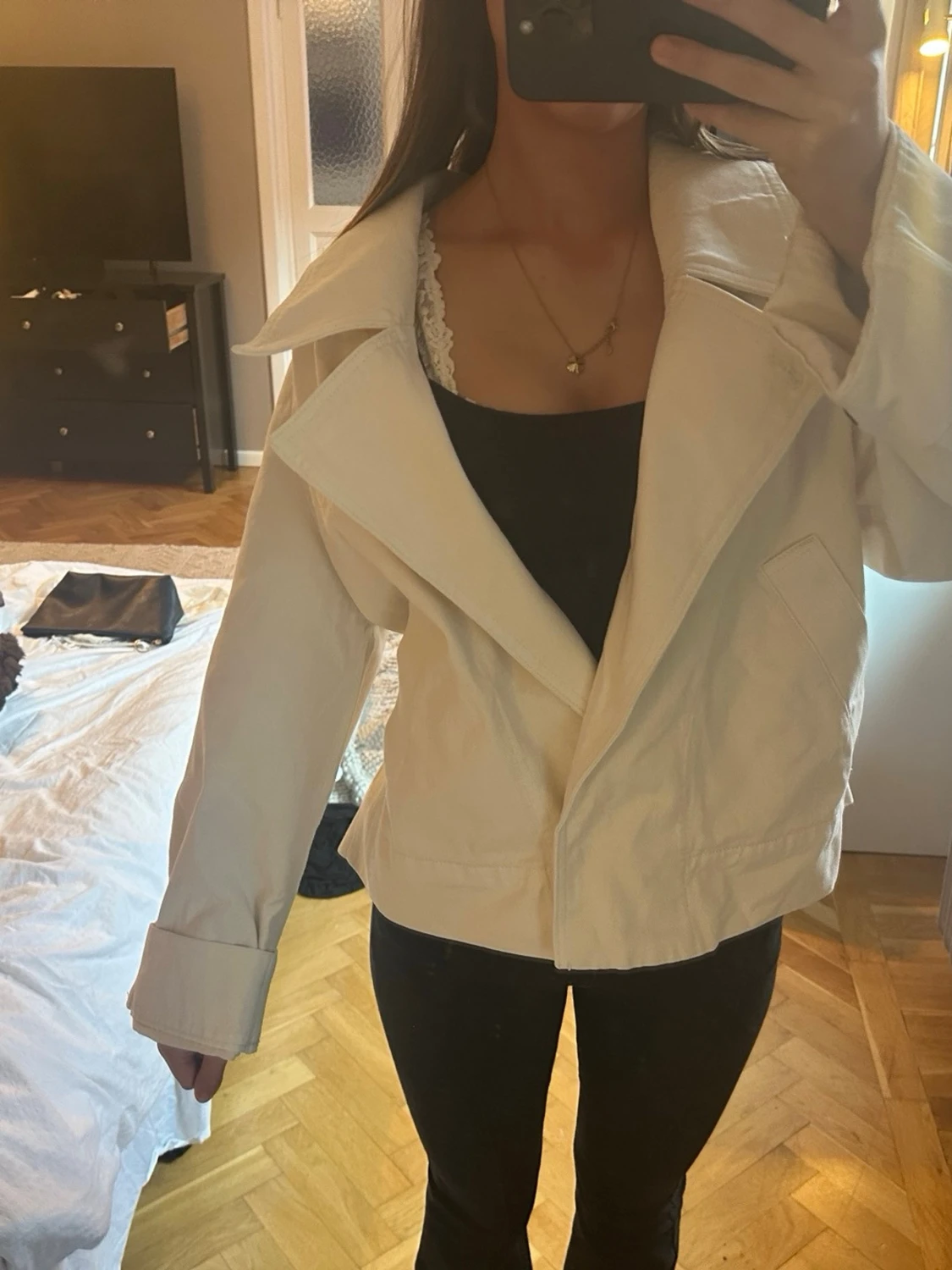 Vit jeansjacka med bälte - 2