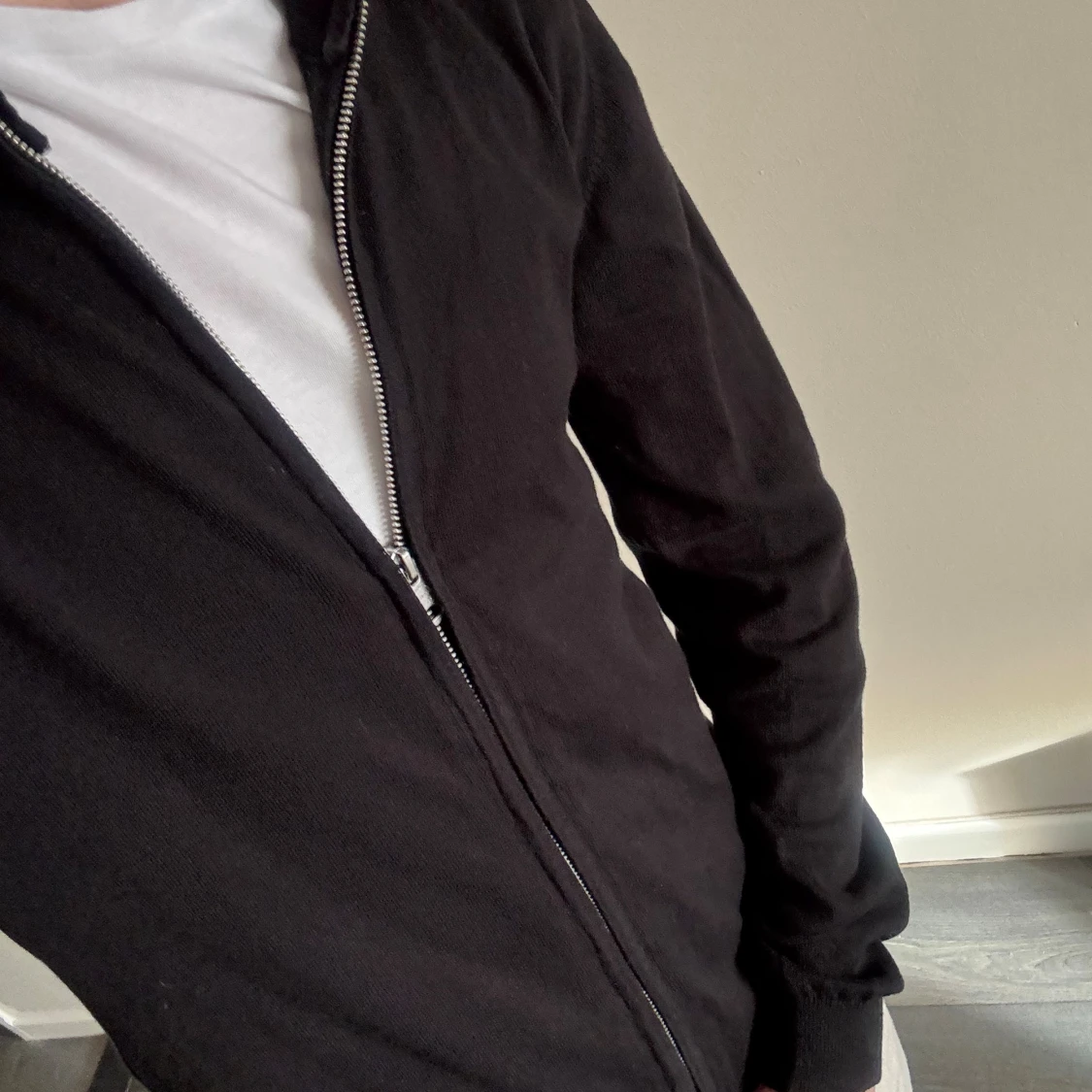 Svart fullzip