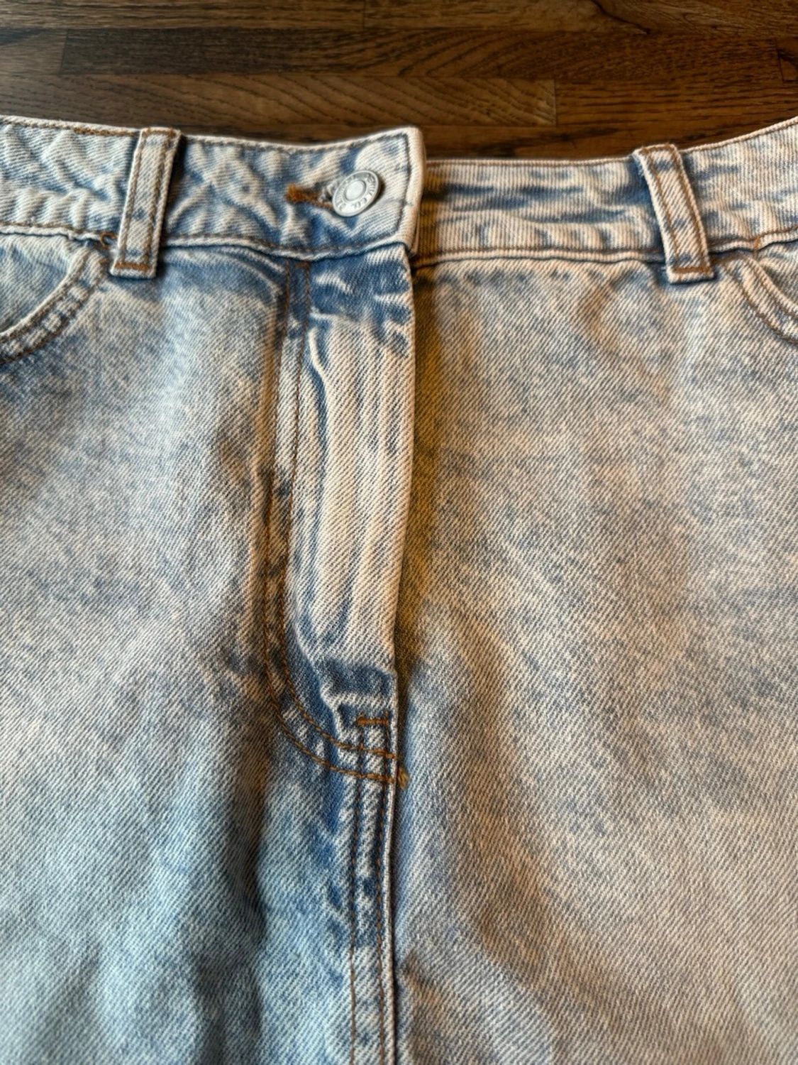 Ljusblå jeanskjol i denim - 4