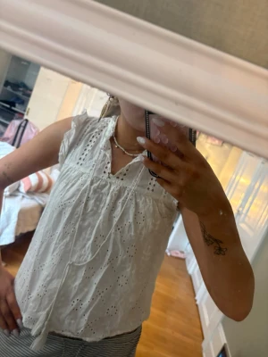 Somrig topp - Super söt somrig topp, kommer tyvär ej till användning 🥰