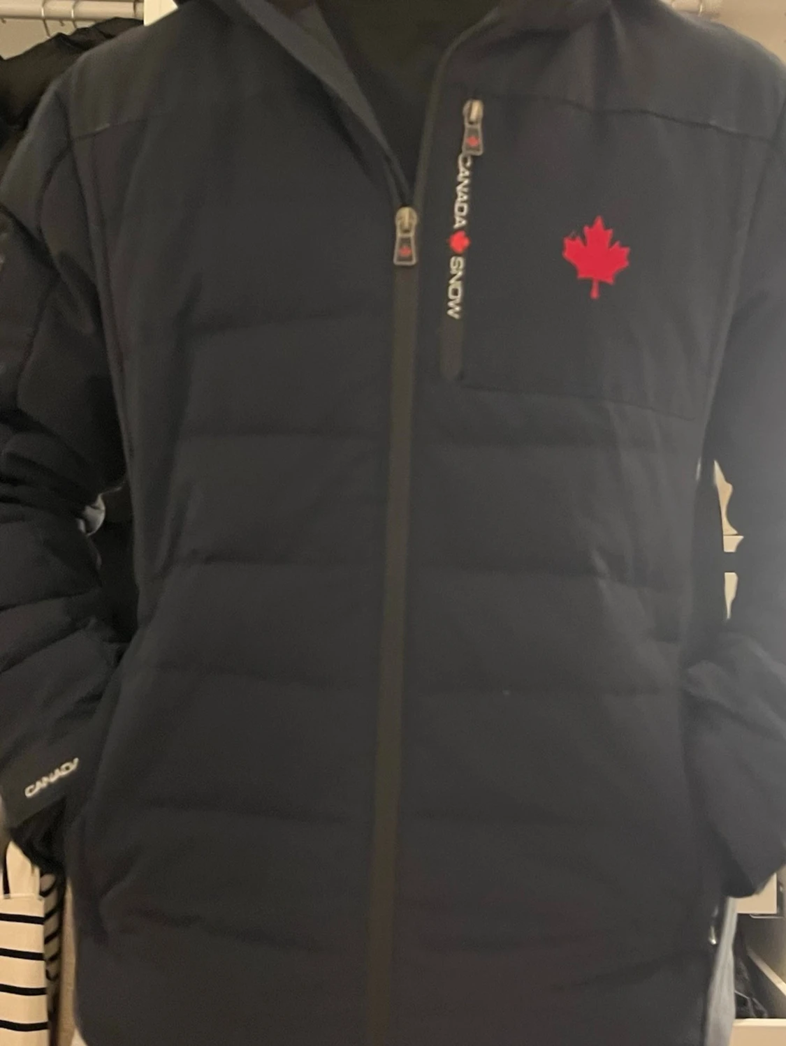 Svart dunjacka från Canada Snow - 1