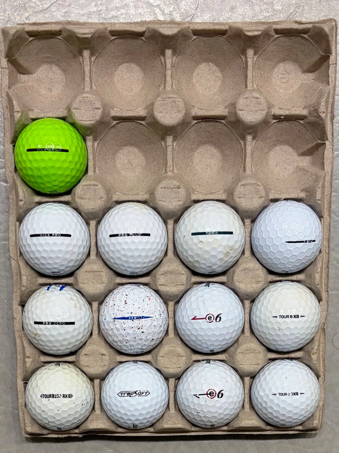 Vice och Bridgestone golfbollar - 1