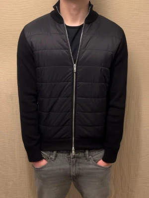 Massimo dutti cardigan - Väldigt fint skick, endast använd fåtal gånger. Inga defekter | storlek M