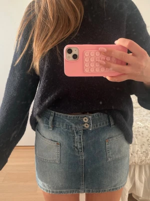 Jeanskjol - Super snygg mini kjol!