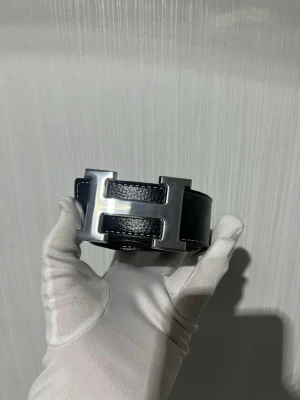 Bälte - Snygg helt ny svart bälte