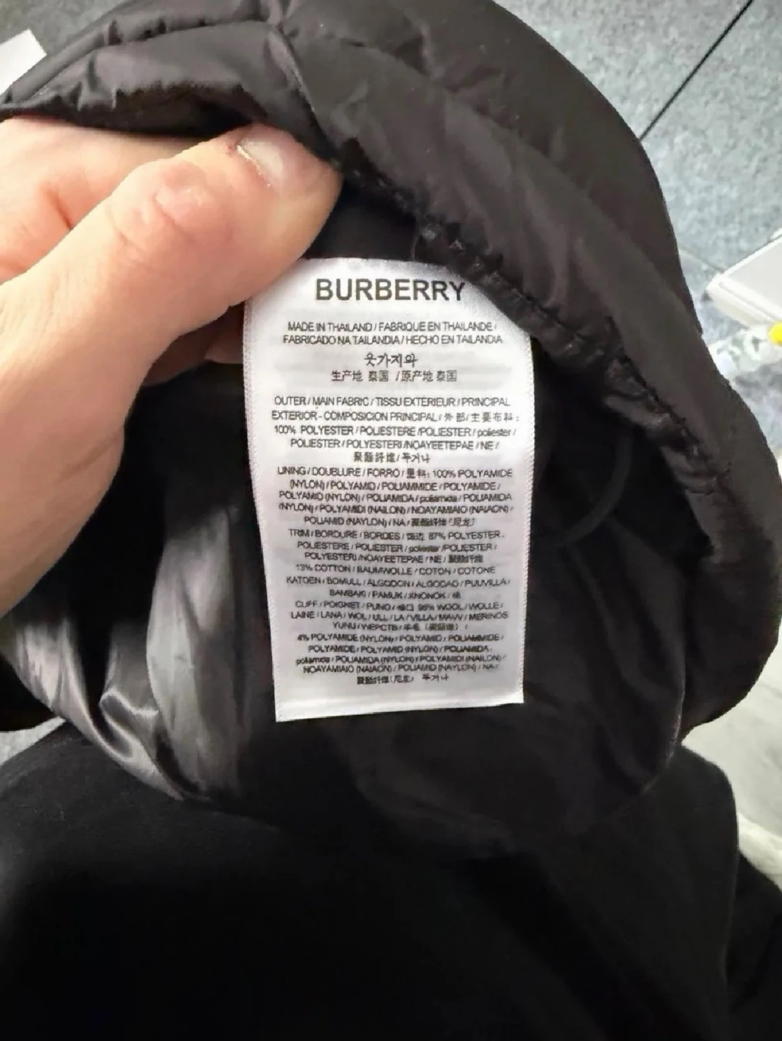 Burberry black puffer jacket - 2