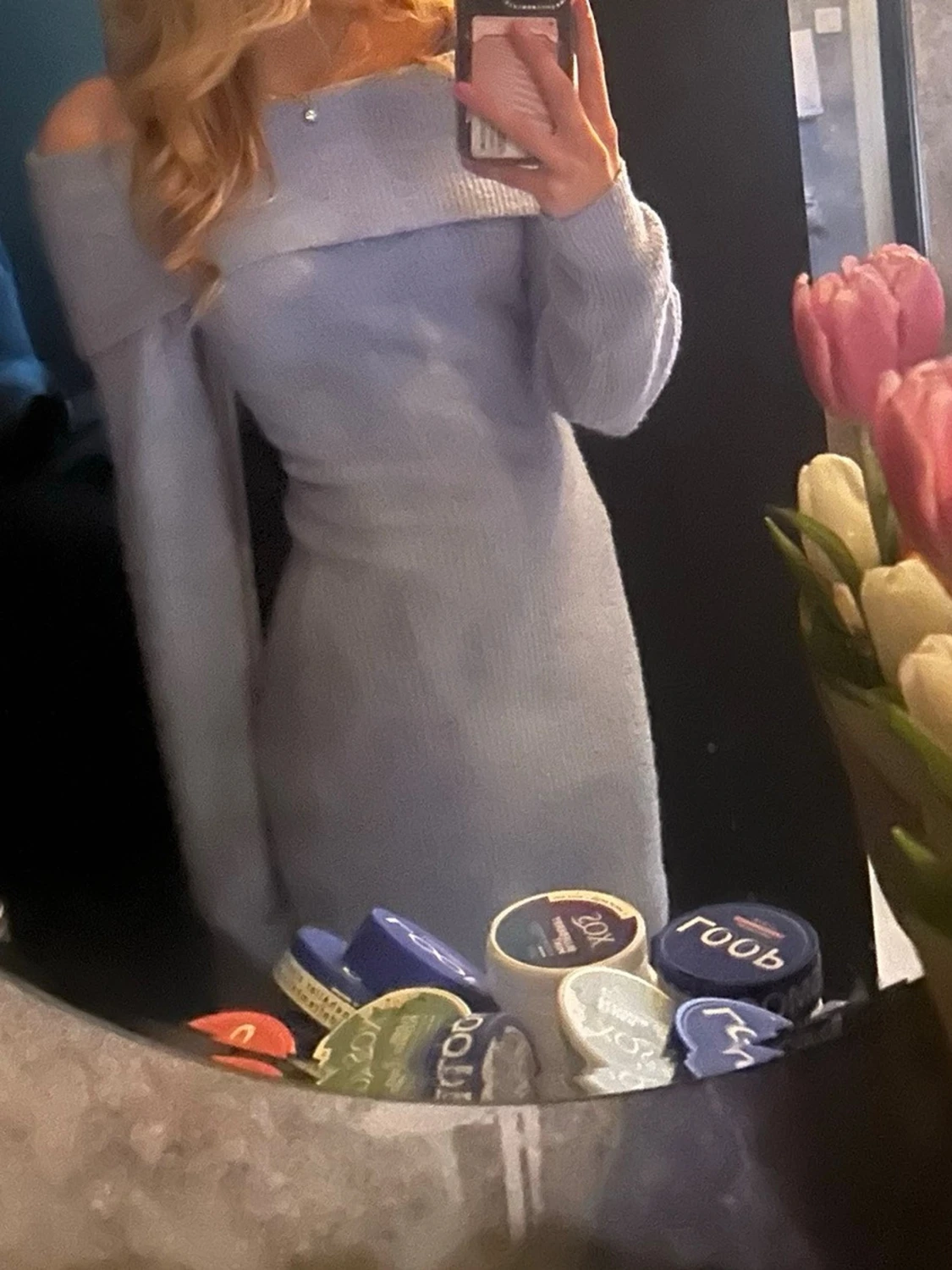 Ljusblå stickad klänning - 1