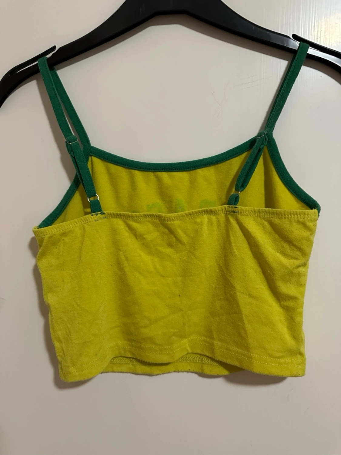 Gul Brasil linnetopp med gröna detaljer storlek: S - 2