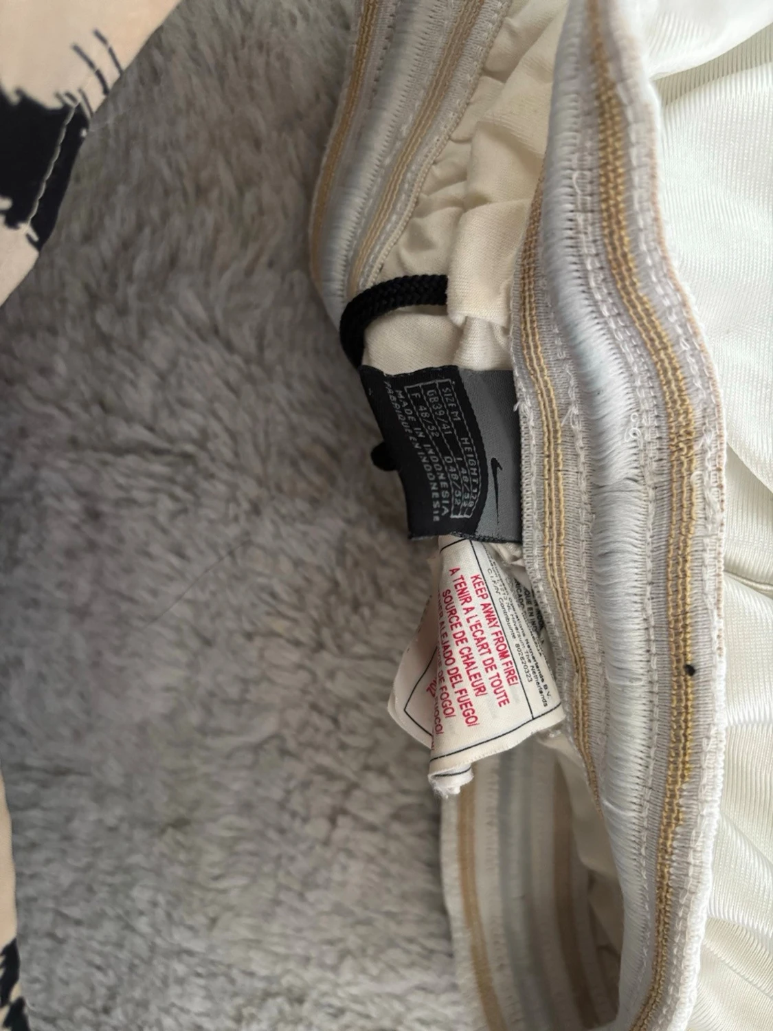 Vita sportiga shorts från Nike - 2