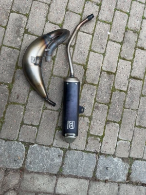 Tecnigas system - Tecnigas avgassystem köpt för 2400. Pluggen är dragen så röret gör ca +50kmh skriv vid frågor 