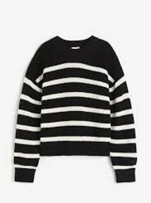 Stickad tröja  - Fin stickad tröja💕