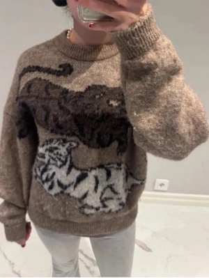 Unik stickad tröja - En så cool och unik stickad tröja från Carin Wester! Första bilden är lånad!!!