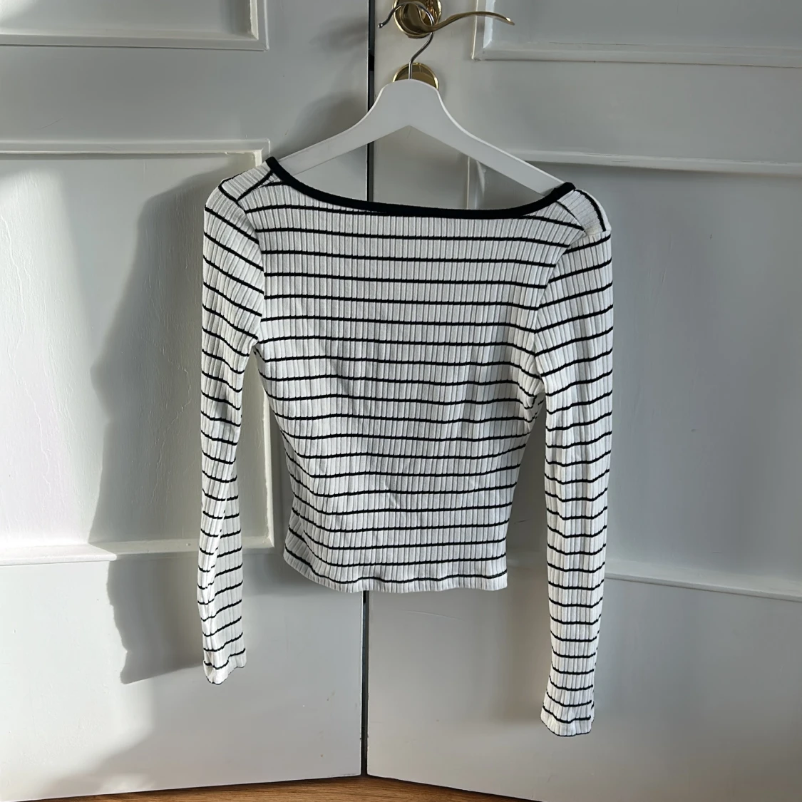 Randig långärmad topp 