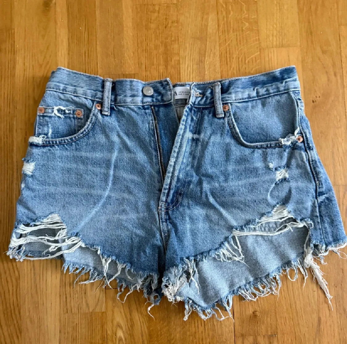 Jeansshorts Zara  - 1