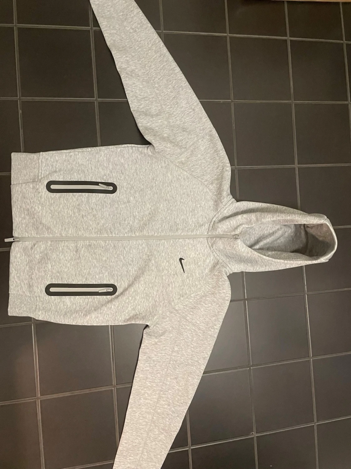 Grå mjukisbyxor från Nike x NOCTA - 2