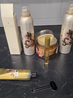 Rituals Intuita skönhetskit - Rituals Intuita Set. 