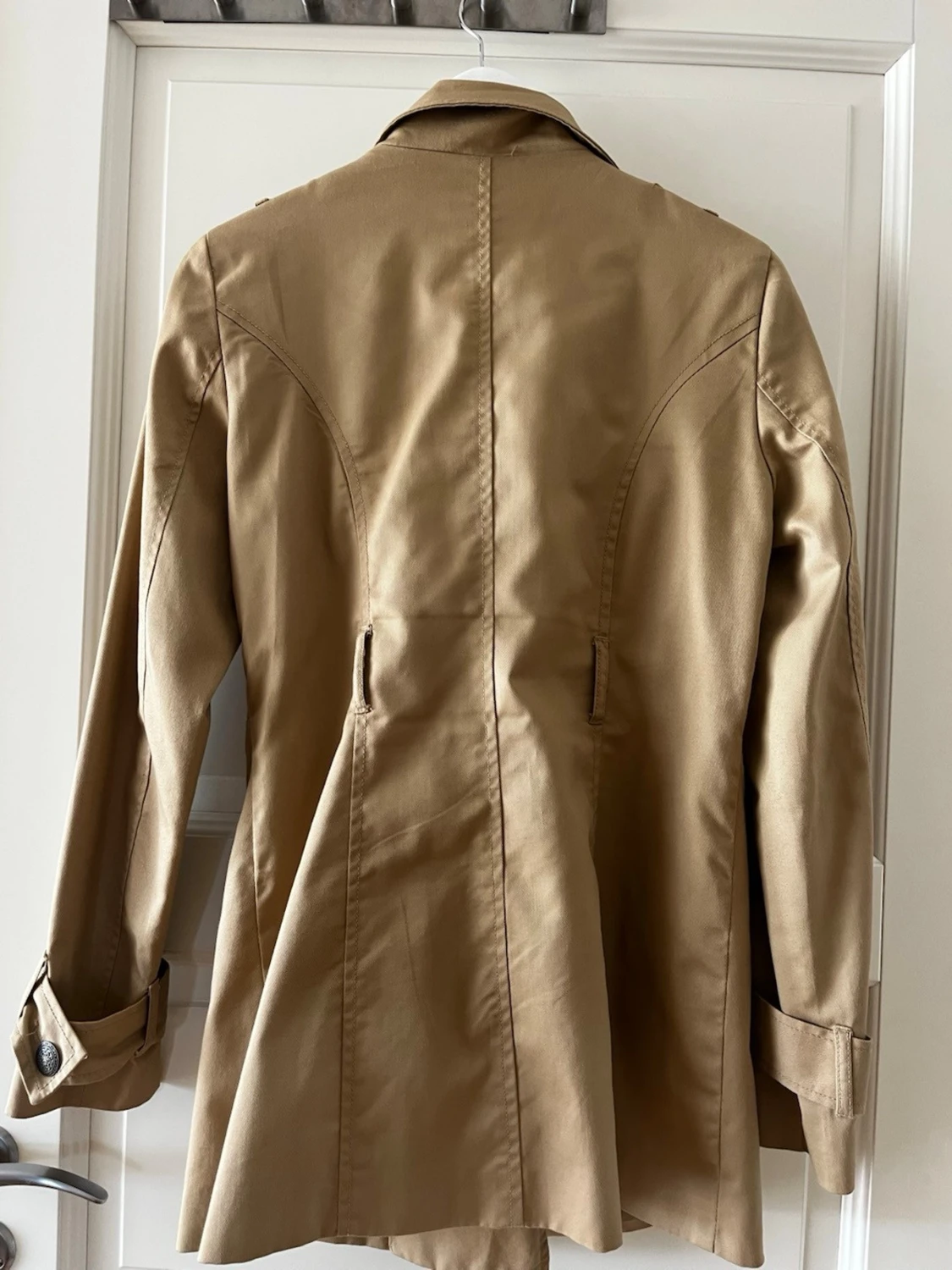 Beige trenchcoat från ONLY - 3