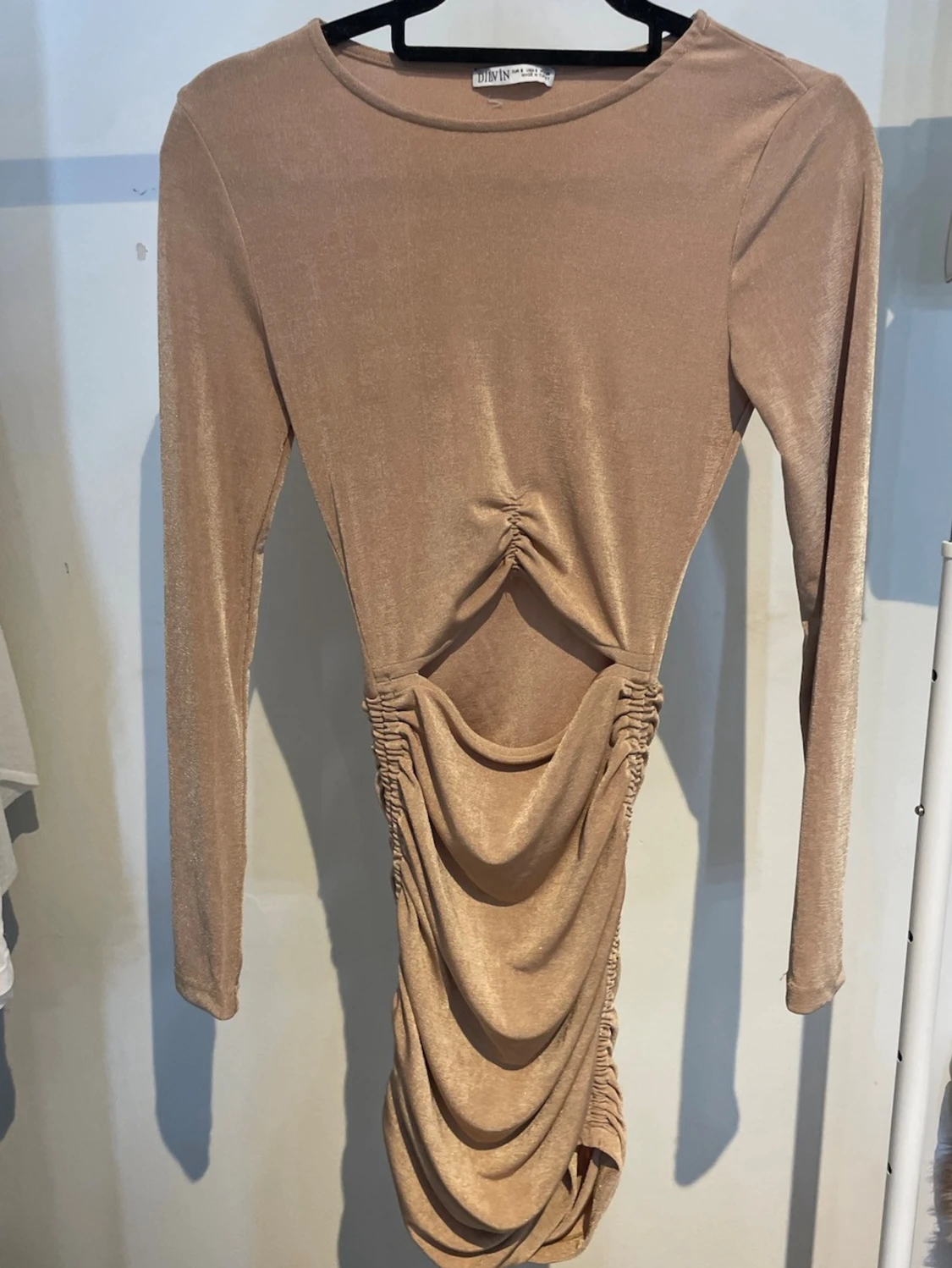 Beige klänning 