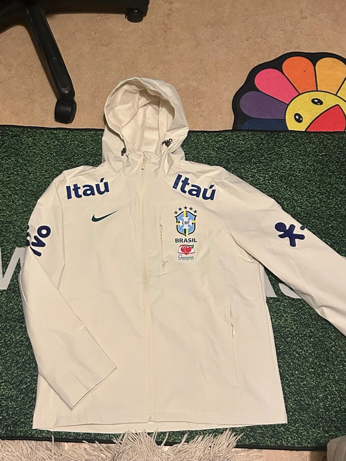 Vit Brasil Nike vindjacka