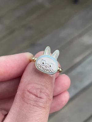 Snygg ring  - Snygg trendig ring 