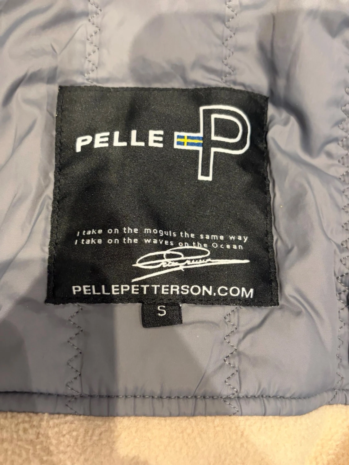 Pelle Petterson Levron Parka i färgen Dark Moss - 2
