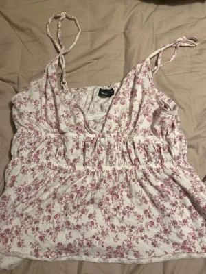 Linne från Gina  - Storlek M 