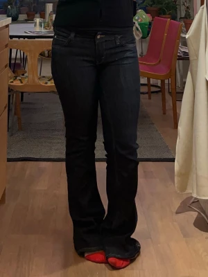 Weekday/ cheap monday jeans  - Weekday jeans i färgen blue rinse. W30 L32