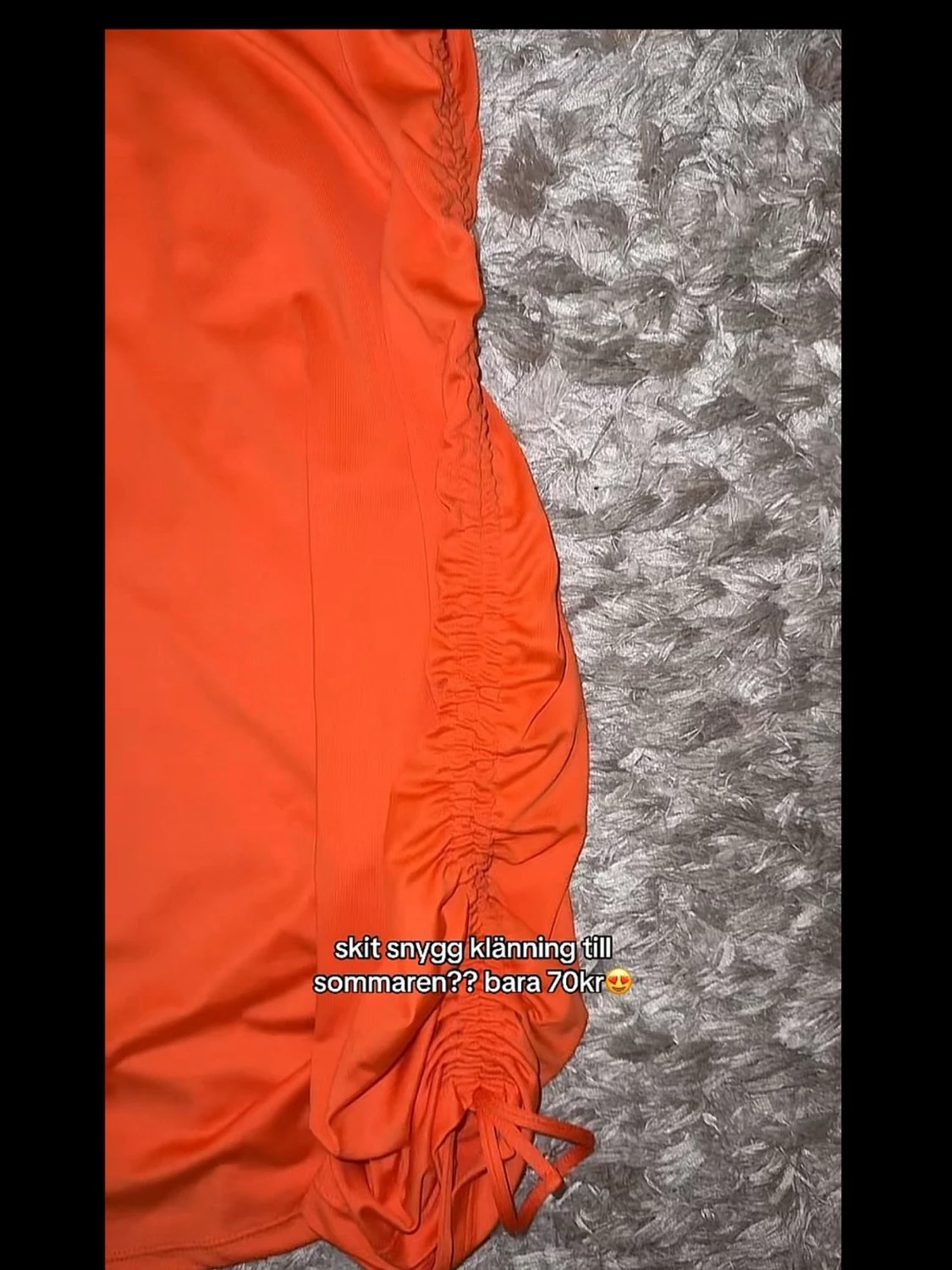 Orange kort klänning med snörning - 1