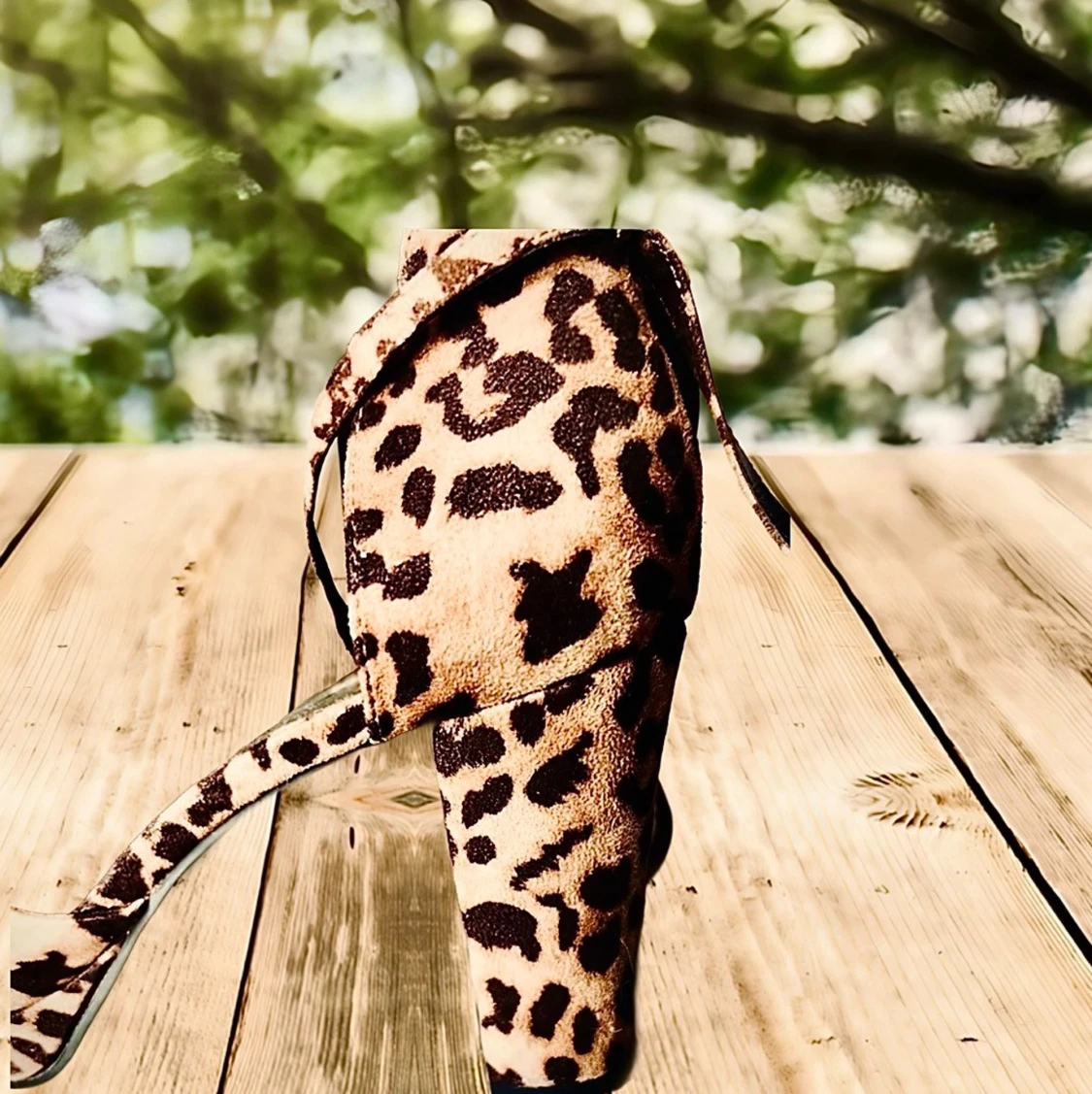 Snygga klackskor i leopardmönster! - 2