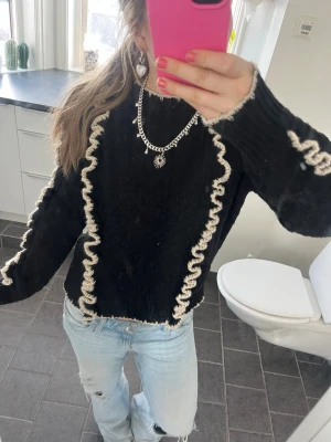 unik tröja  - cool tröja från object i jättefint skick! 💓