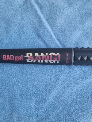 Benefit BADgal BANG! Mascara - Full size. Volumizing mascara, shade: black. 8,5g
