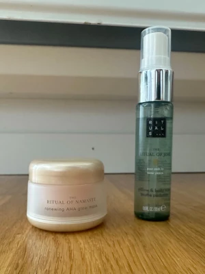 Kroppsvård  - Glow mask och pillow & body mist, helt nytt 