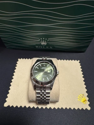 Rolx Role Datejust 41mm Dial / Oyestee Perp - Fin Olivgrön Datejust, Inplastad.