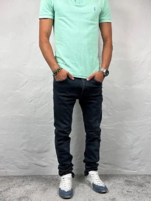 Replay jeans  - Ett par riktigt snygga jeans från Replay i storlek W31 L32 i modellen Jondrill