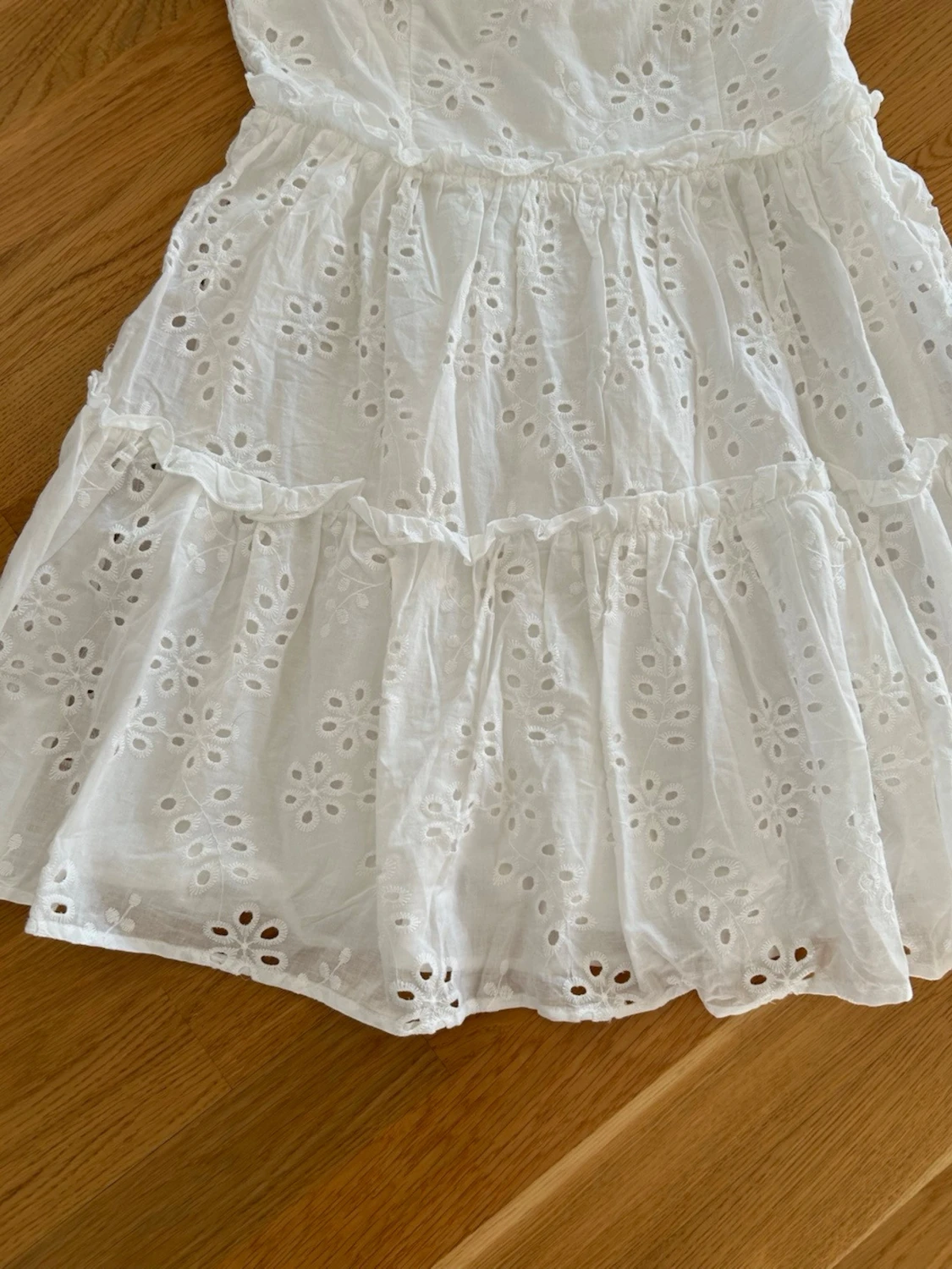  Ny Vit offshoulder klänning med volang - 3